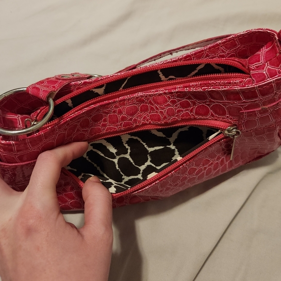 Pink faux alligator purse like new - Picture 6 of 6